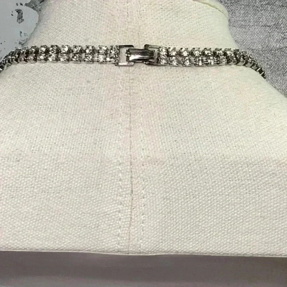 Rhinestone Bling Necklace with V Detail Vintage 1950’s